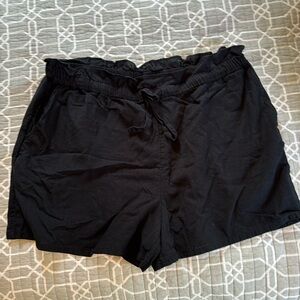 Melrose and Market elastic waist comfy shorts with pockets size XL